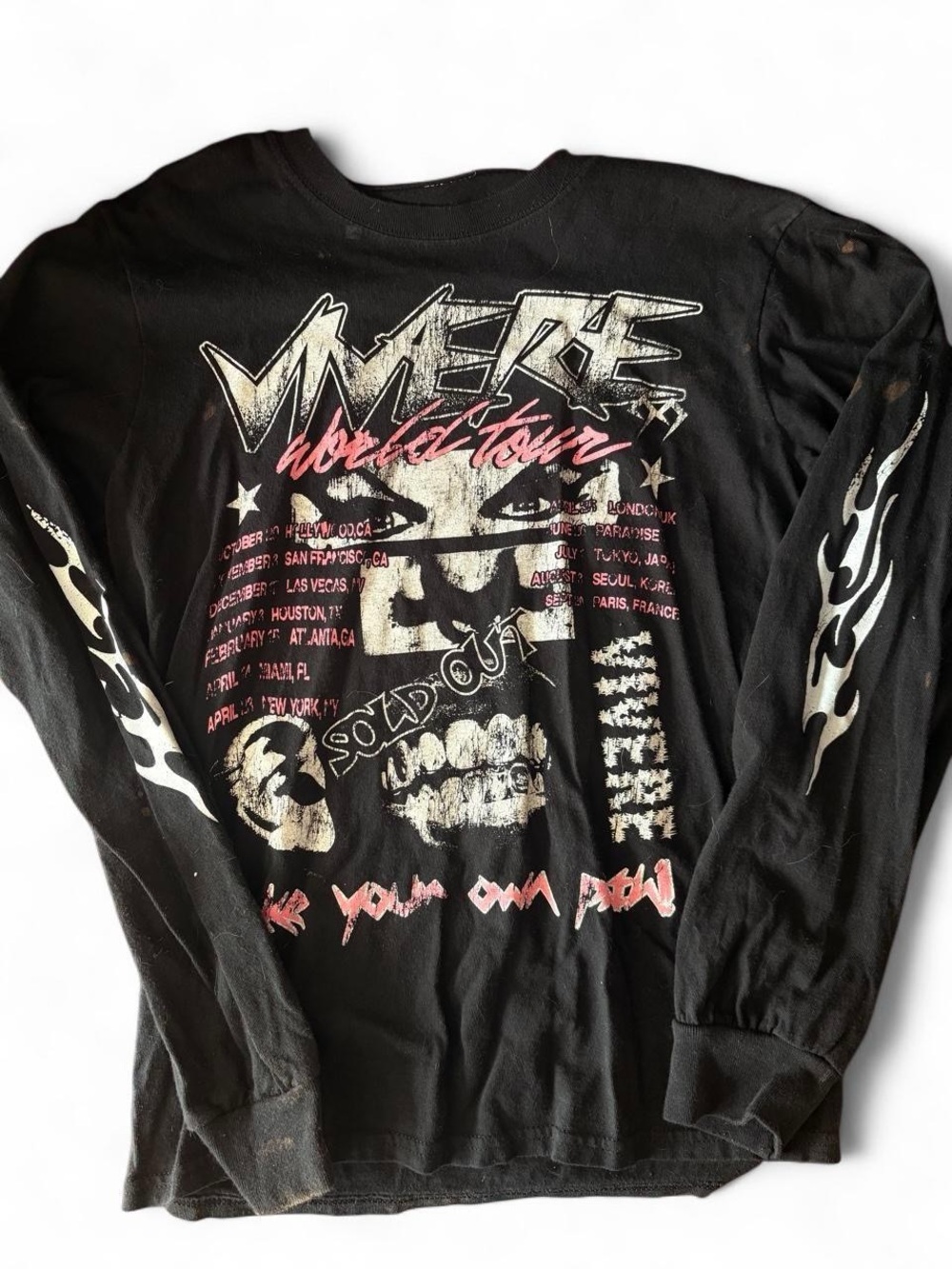 Vintage Style Black Long-Sleeve Graphic Shirt